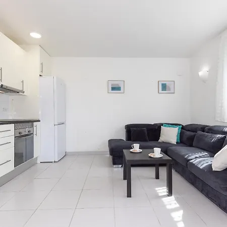 Punta Prima Tini Apartment