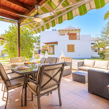 Punta Prima Tini Apartment *